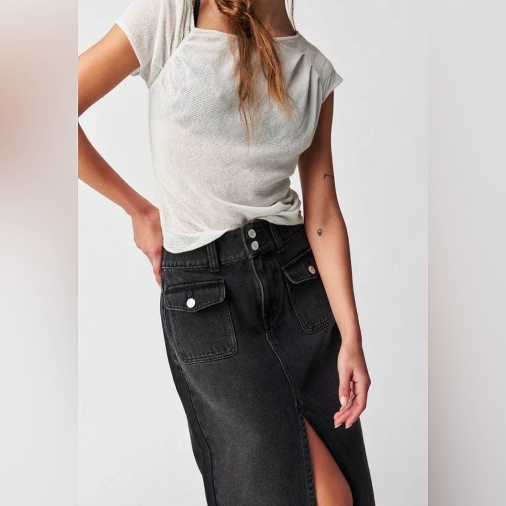 Free People We The Free Madison Midi Denim Skirt Front Slit Size 26‎ NWT